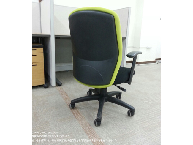 2025년04월18일까지(전화주문만가능)신형솔로의자(중/대)