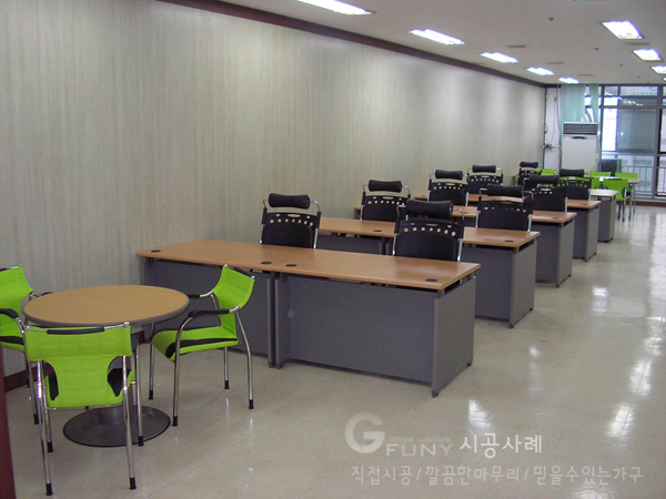 2025년04월18일까지(전화주문만가능)탑형책상