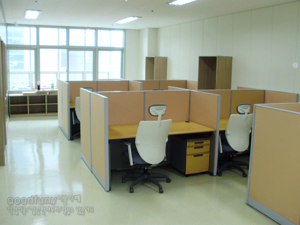 2025년04월18일까지(전화주문만가능)탑형책상