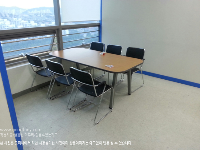 2025년04월18일까지(전화주문만가능)멀티 검정고정의자(팔유)
