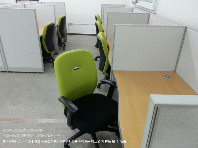 2025년04월18일까지(전화주문만가능)신형솔로의자(중/대)
