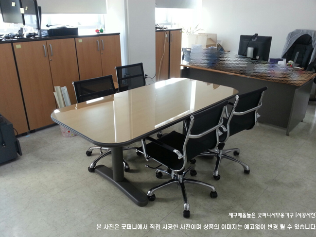 2025년04월18일까지(전화주문만가능)VIP테이블(오리발)