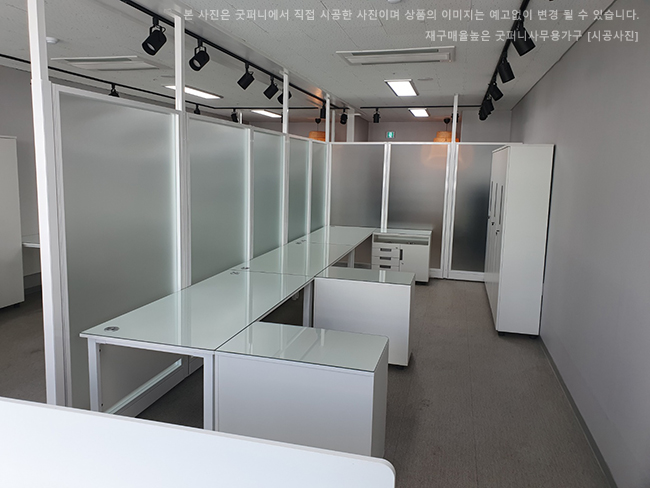 2025년04월18일까지(전화주문만가능)(DF)일자책상(하부:앞가림판無)수입