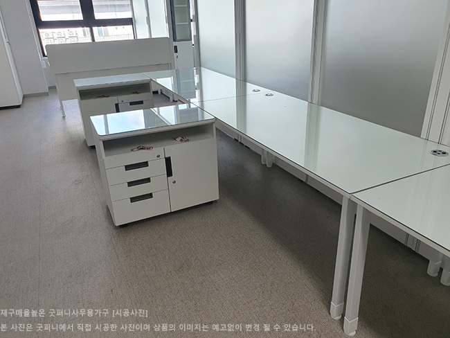 2025년04월18일까지(전화주문만가능)(DF)일자책상(하부:앞가림판無)수입